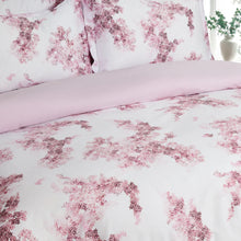 Load image into Gallery viewer, Whispery Roses