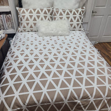 Load image into Gallery viewer, The Taj