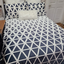 Load image into Gallery viewer, The Taj