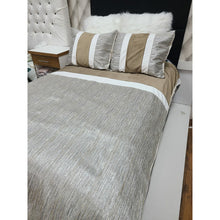 Load image into Gallery viewer, Custom Concept 565