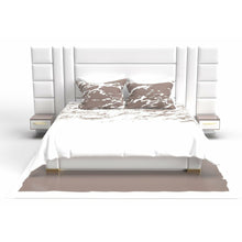 Load image into Gallery viewer, The Vanderbilt