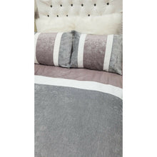 Load image into Gallery viewer, Custom Concept 519