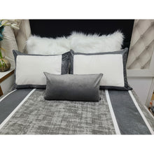 Load image into Gallery viewer, Custom Concept 551