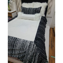 Load image into Gallery viewer, Custom Concept 556