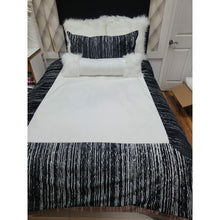 Load image into Gallery viewer, Custom Concept 556