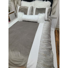 Load image into Gallery viewer, Custom Concept 558