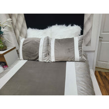 Load image into Gallery viewer, Custom Concept 558