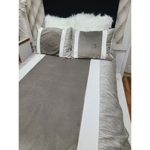 Load image into Gallery viewer, Custom Concept 558