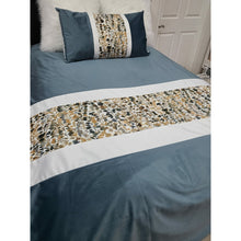 Load image into Gallery viewer, Custom Concept 573