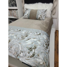 Load image into Gallery viewer, Custom Concept 577