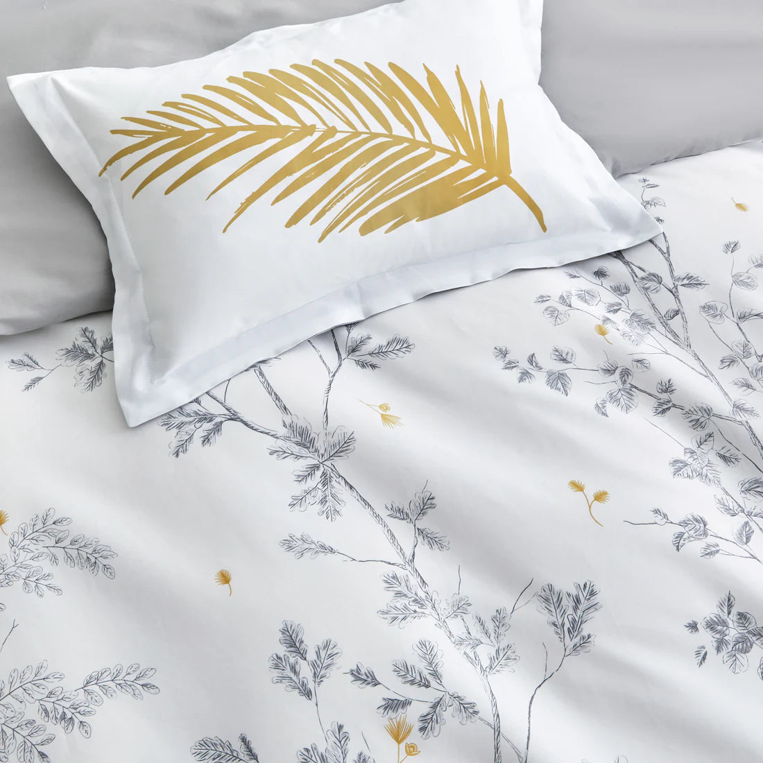 Gloria Duvet Cover Bedding Set