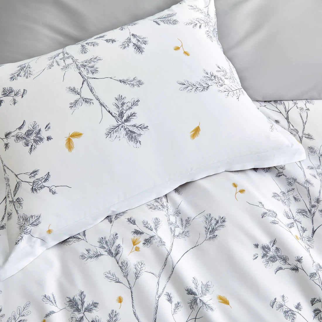 Gloria Duvet Cover Bedding Set