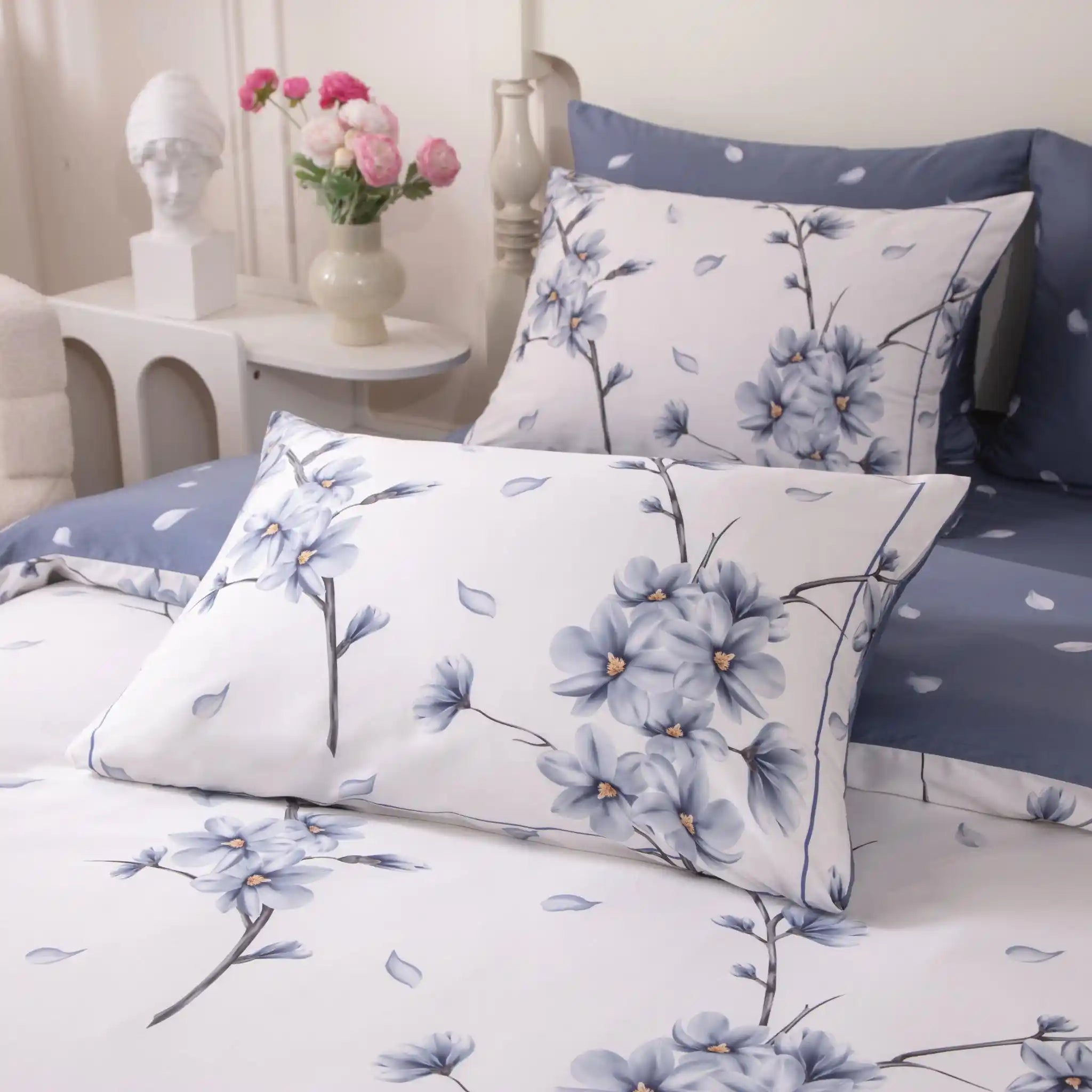 Blanc Blossom Blue Duvet Cover Bedding Set