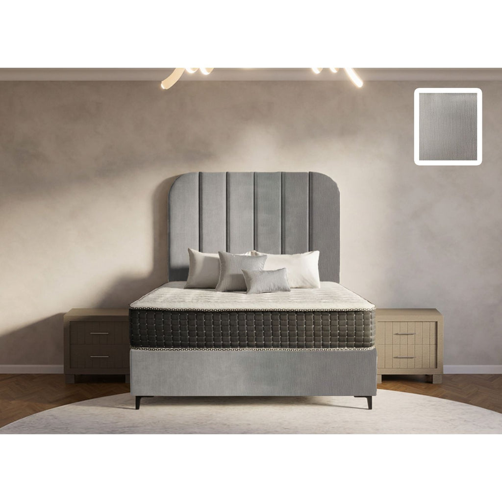 Signature Heritage Bed and Headboard