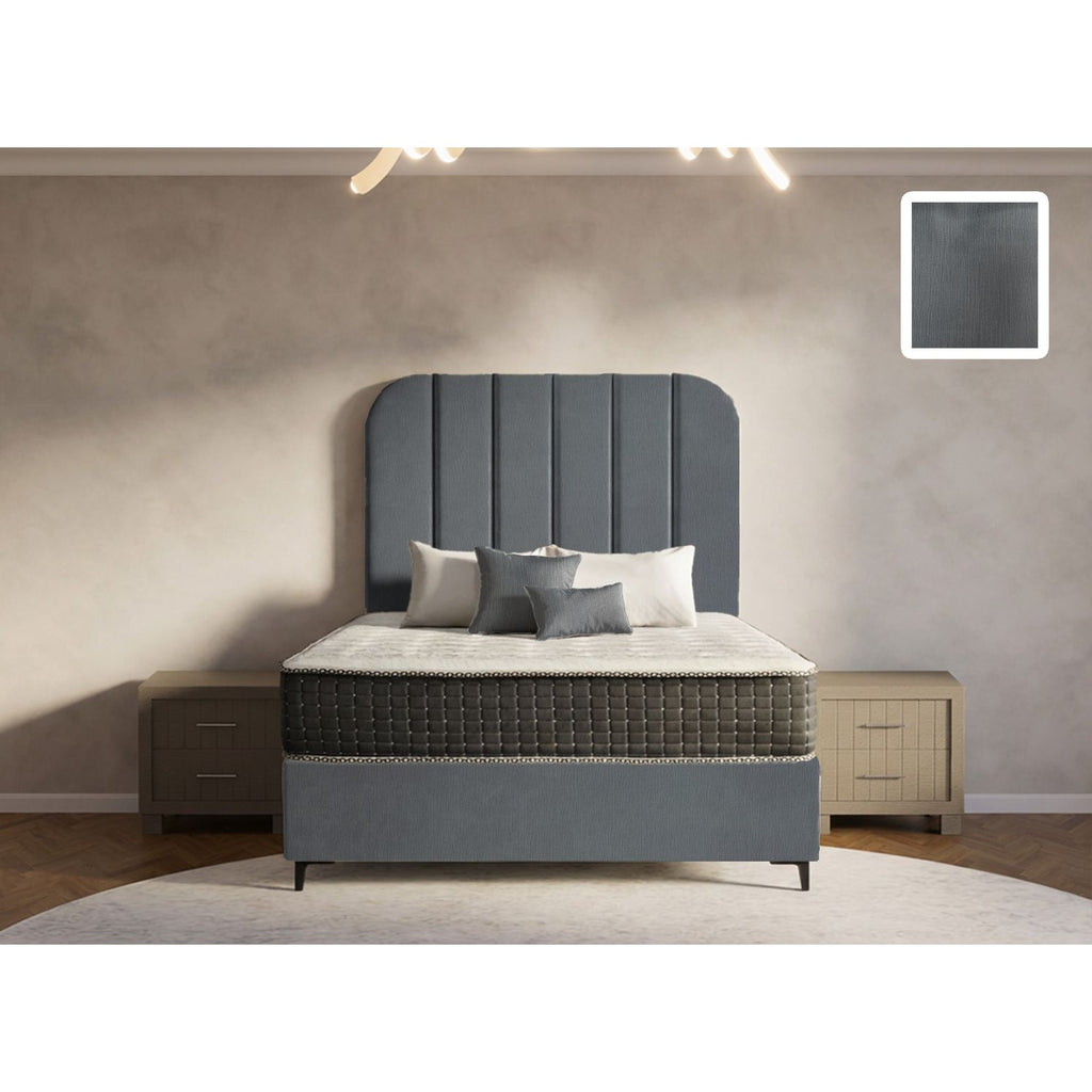 Signature Heritage Bed and Headboard