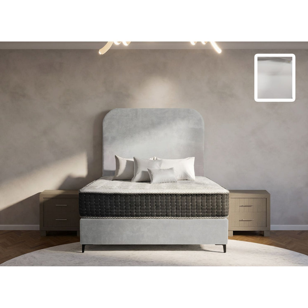 Orlando Heritage Bed and Headboard