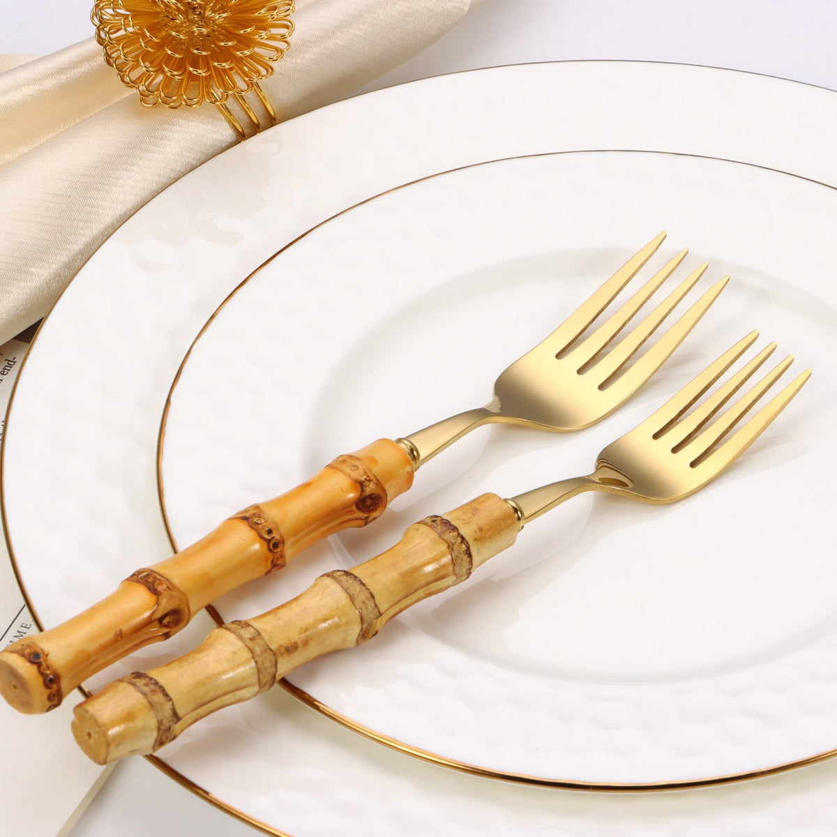 20 pc flatware set - Silver - with Bamboo Handle