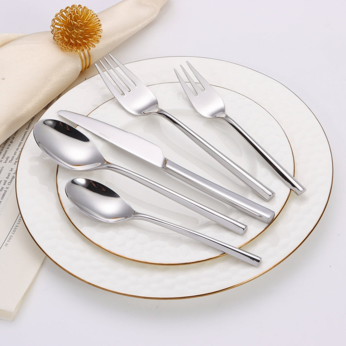 20 pc flatware set - Silver - Modern Tri-Angled Handle