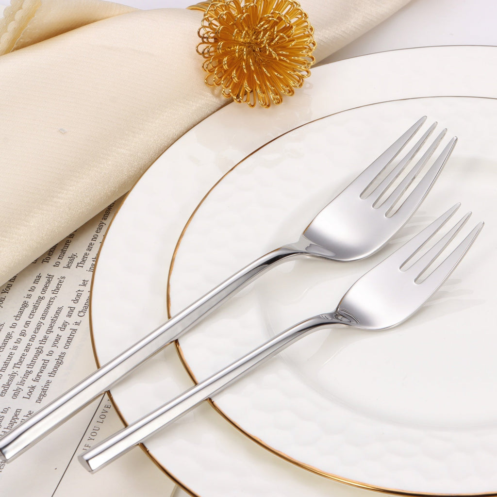20 pc flatware set - Silver - Modern Tri-Angled Handle