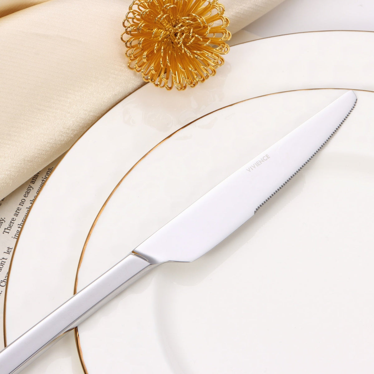 20 pc flatware set - Silver - Modern Tri-Angled Handle