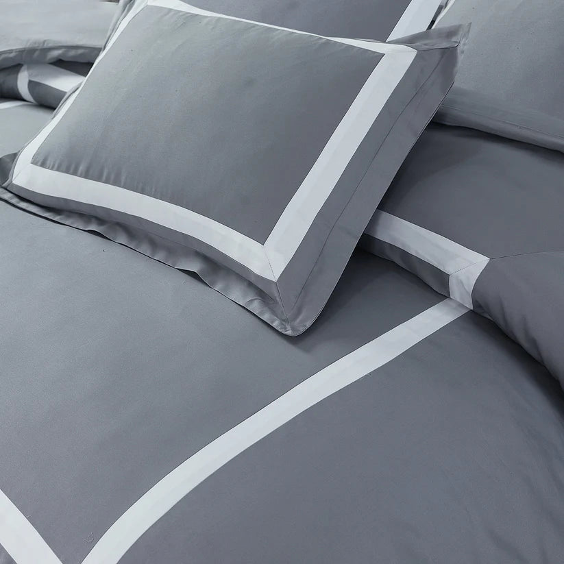 Classic Hotel Grey/White