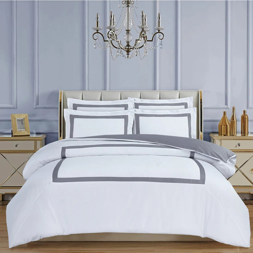 Classic Hotel White/Grey