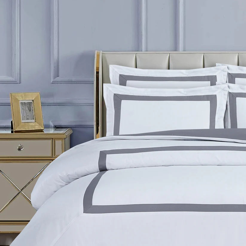 Classic Hotel White/Grey