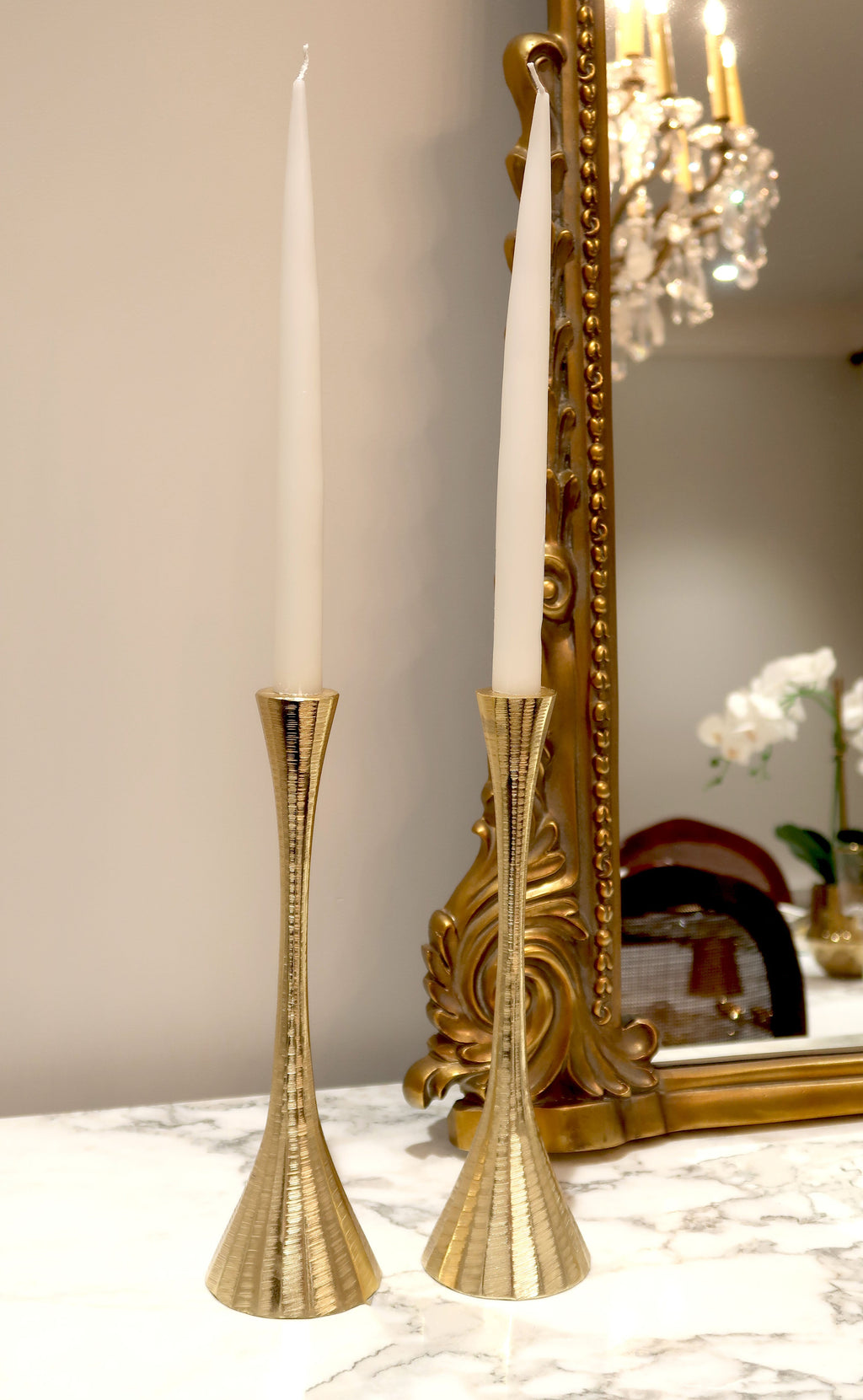3"D Set of 2 Gold Geometric Candlesticks
