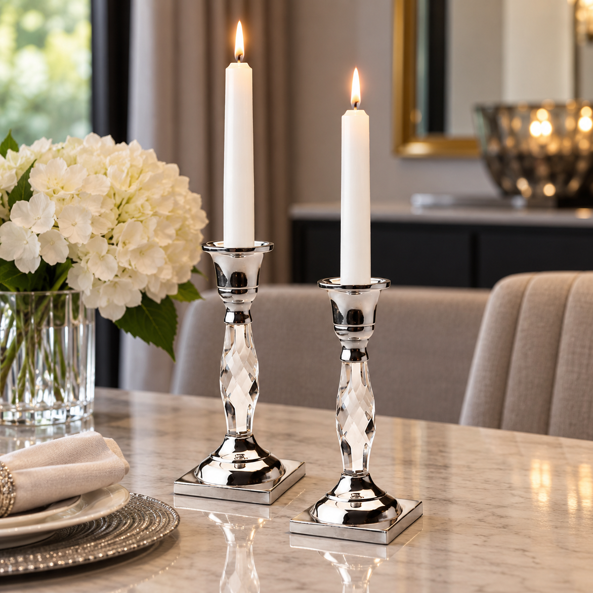 Set of 2 Candle Holders with Crystal Glass Base