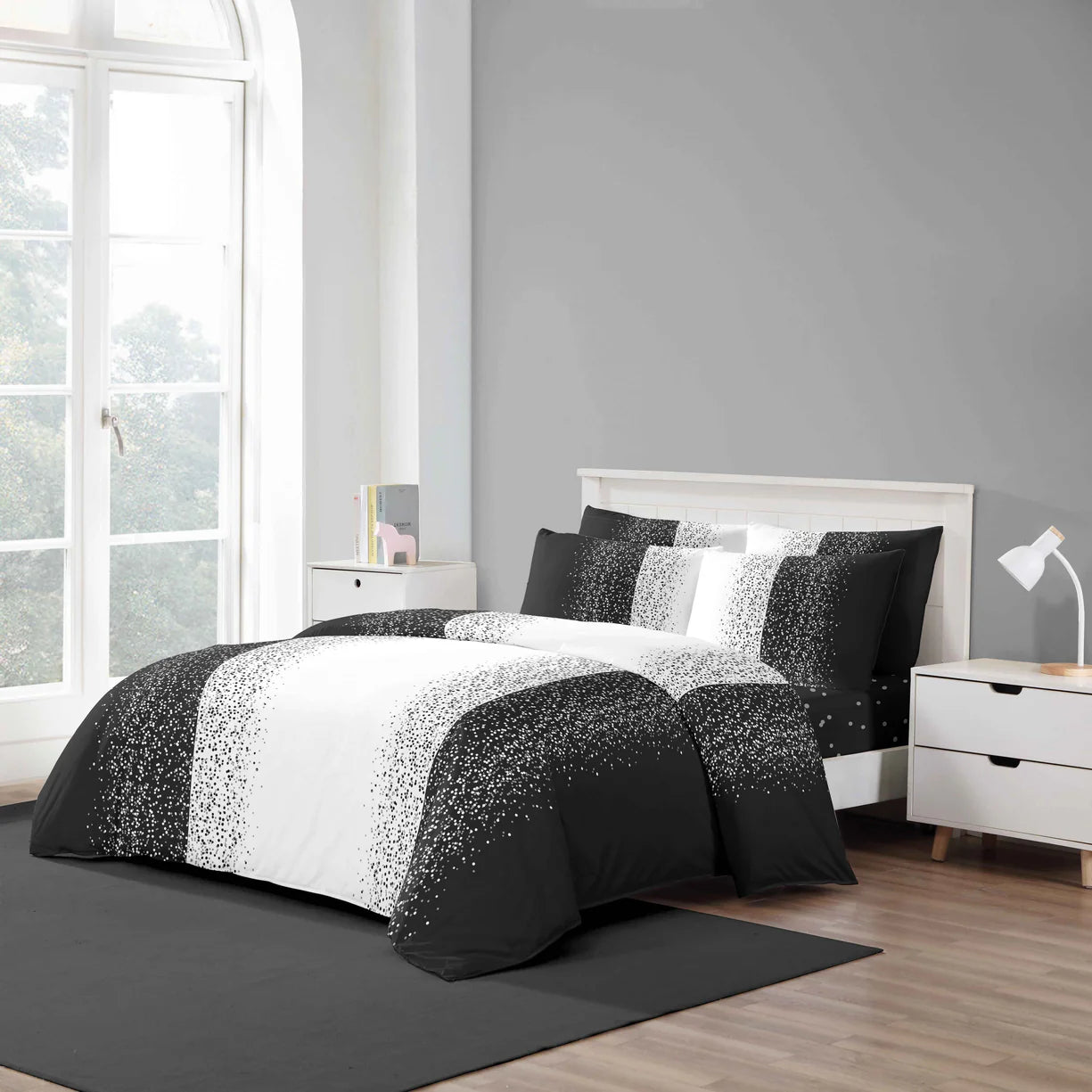 Dotted Stripes Black