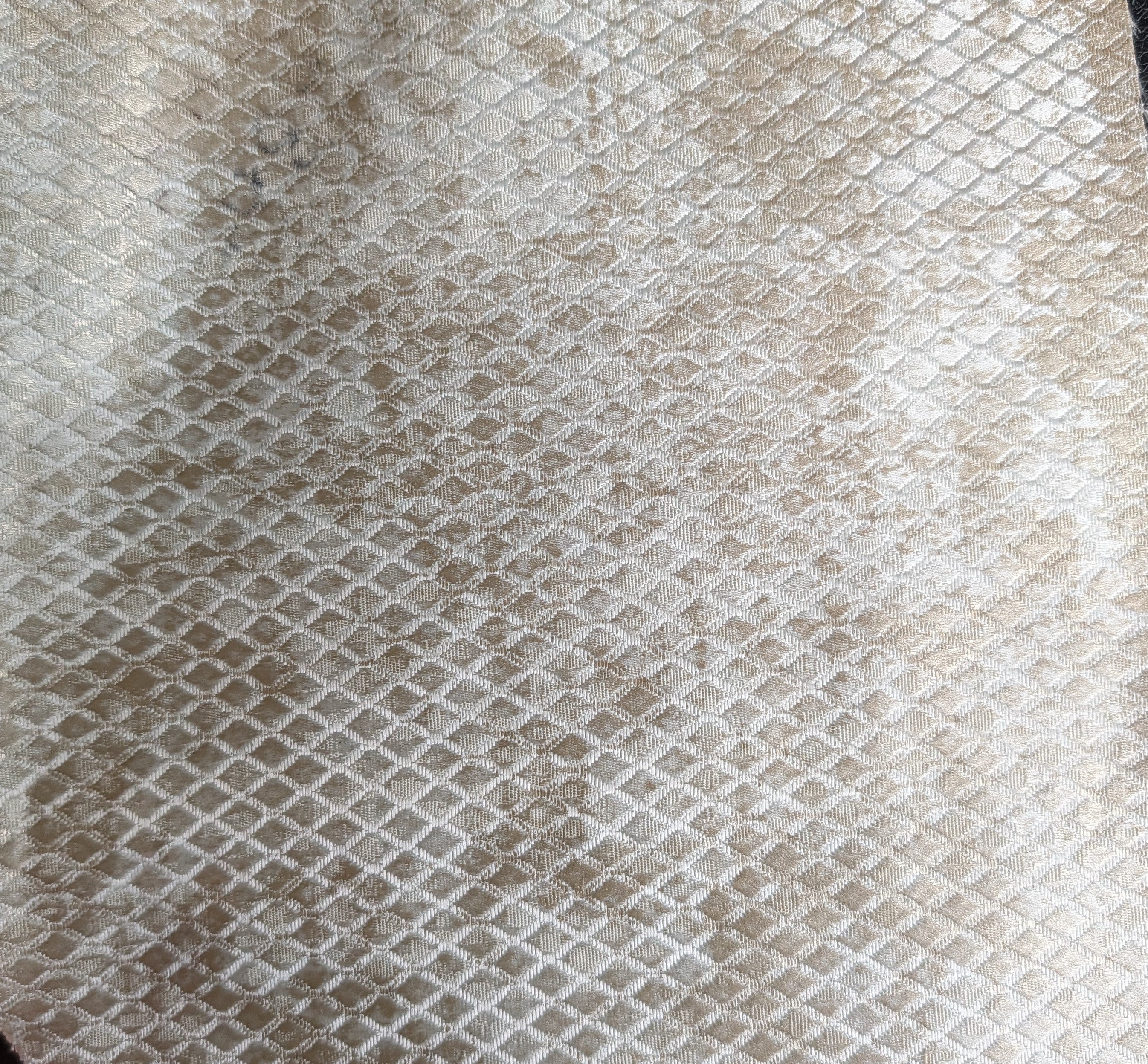 Pearl Mosaic fabric 34