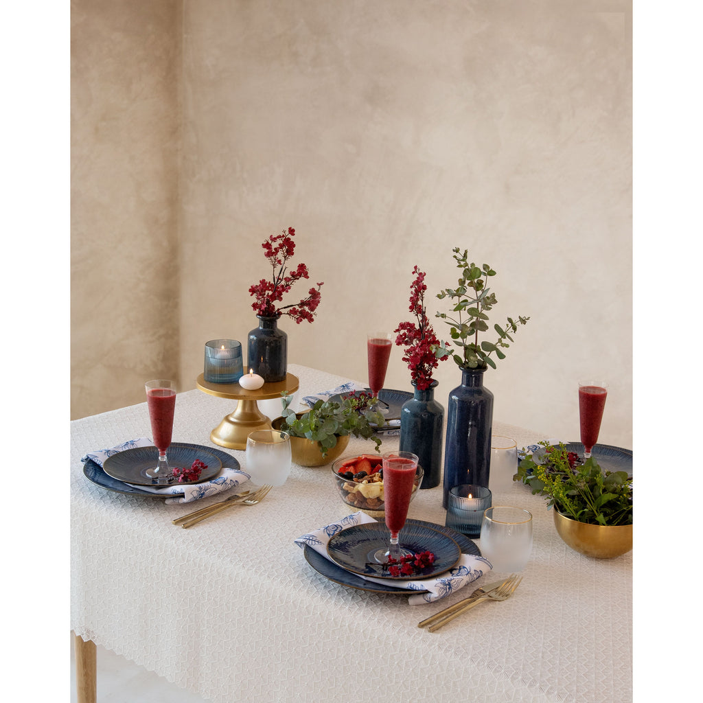 The Honeycomb White Lace Tablecloth