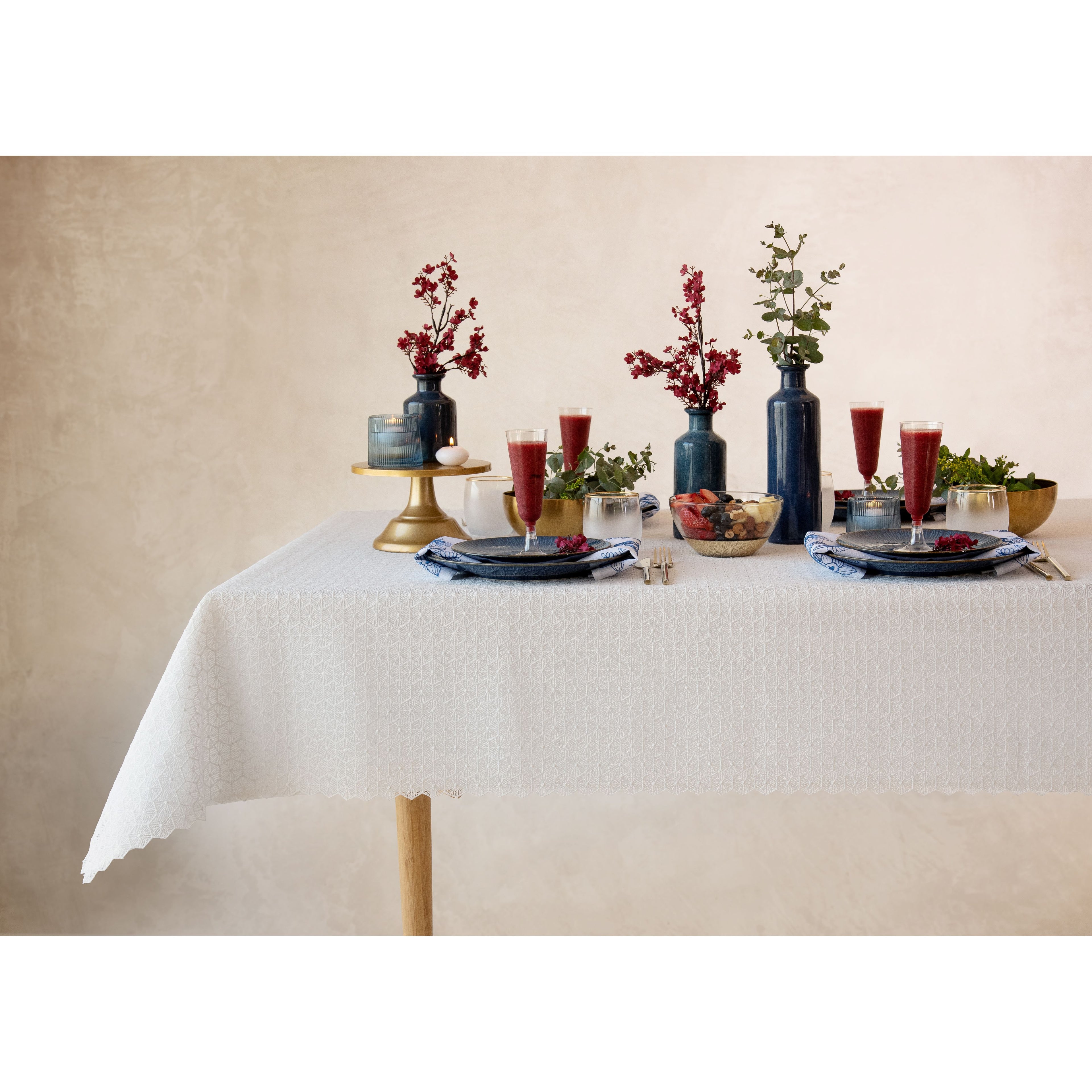 The Honeycomb White Lace Tablecloth