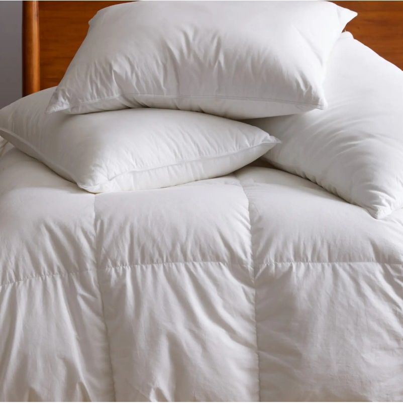 Mackenza 560 Fill Power White Down Comforter