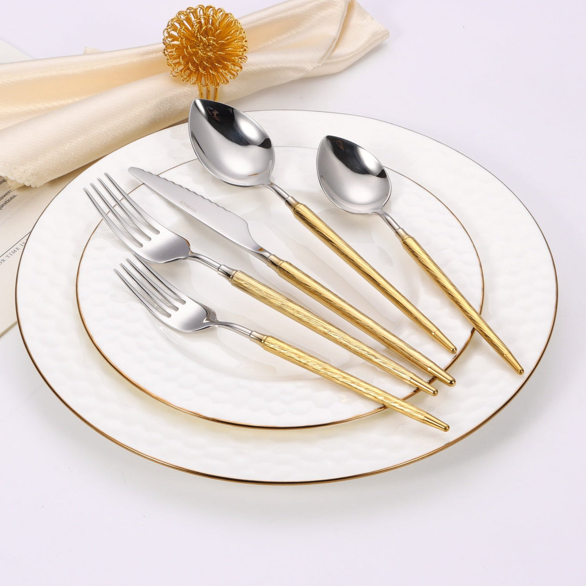 20 pc flatware set with Half Textured Handle