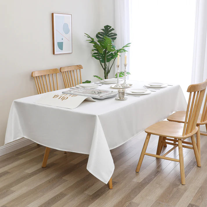 Jacquard Hudson White Tablecloth