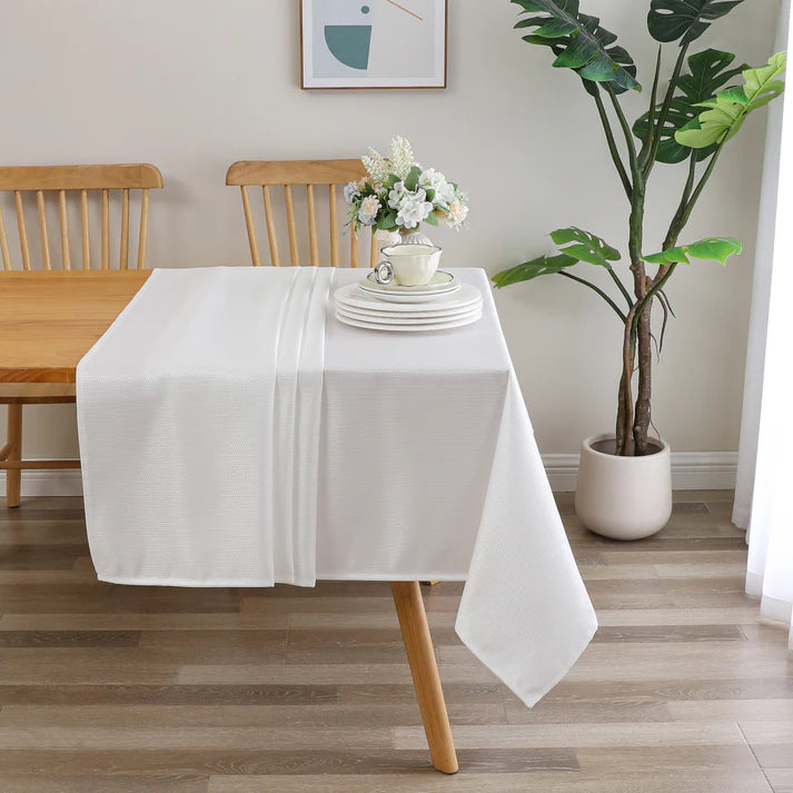 Jacquard Hudson White Tablecloth