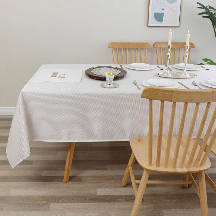 Jacquard Hudson Gold Tablecloth