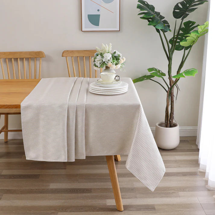 Jacquard Oceana Waves Gold Tablecloth