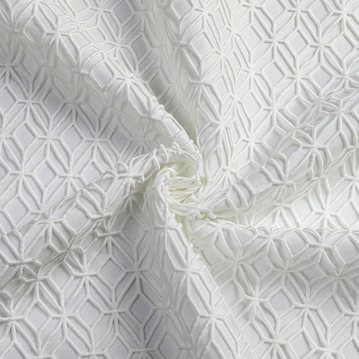 White Lace Matelasse Lined Tablecloth