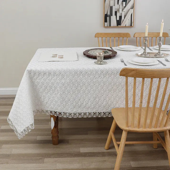 White Lace Matelasse Lined Tablecloth