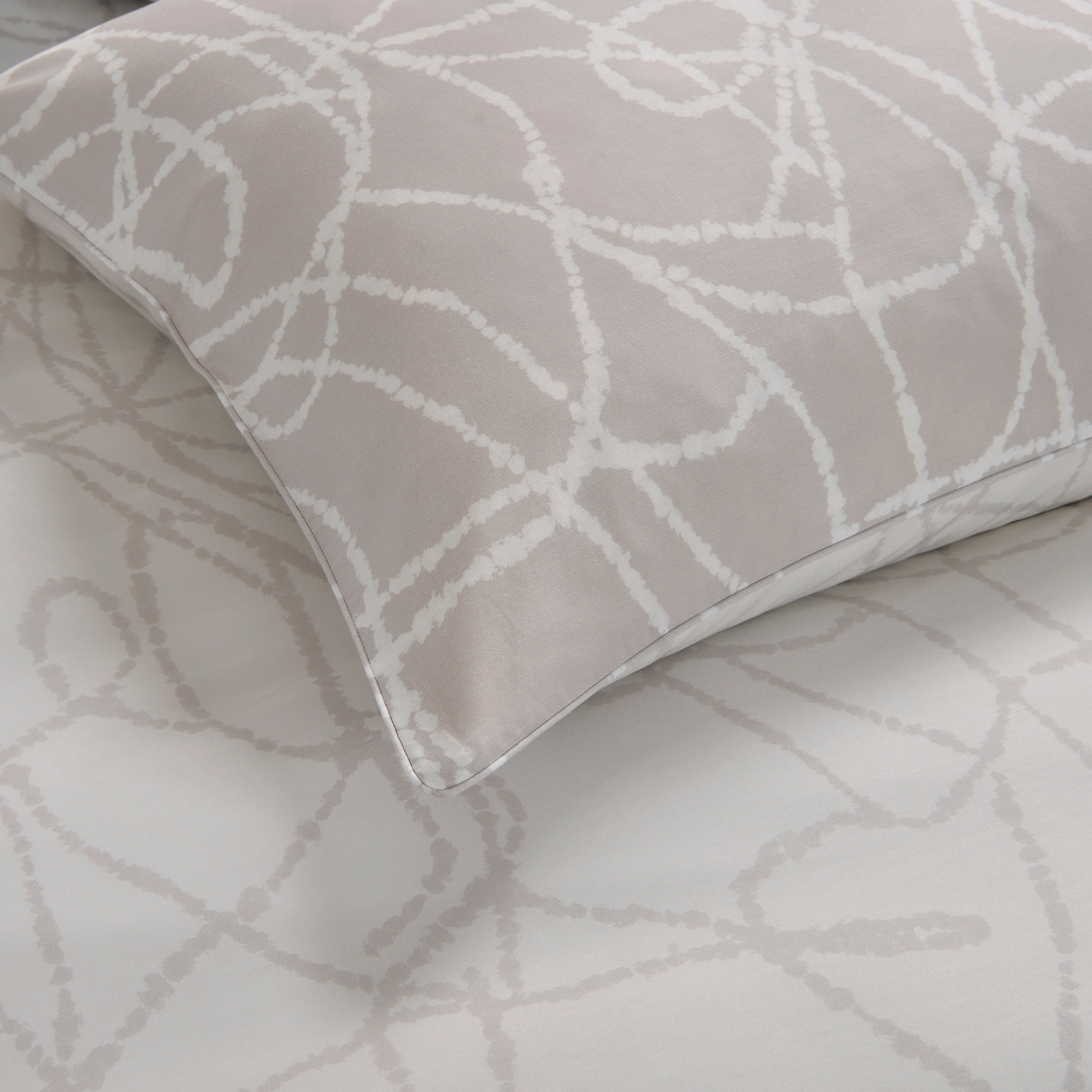 Turin Duvet Cover Bedding Set