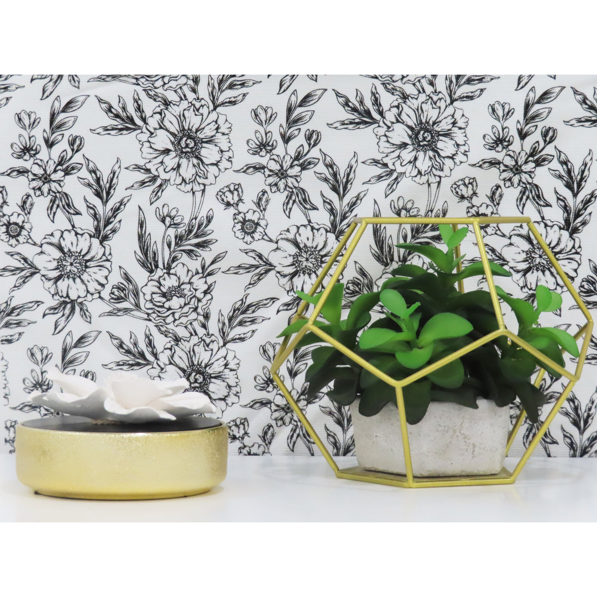 Glossy Gold Hemispheric shape Diffuser with White Flower, "English Pear & Freesia" Scent