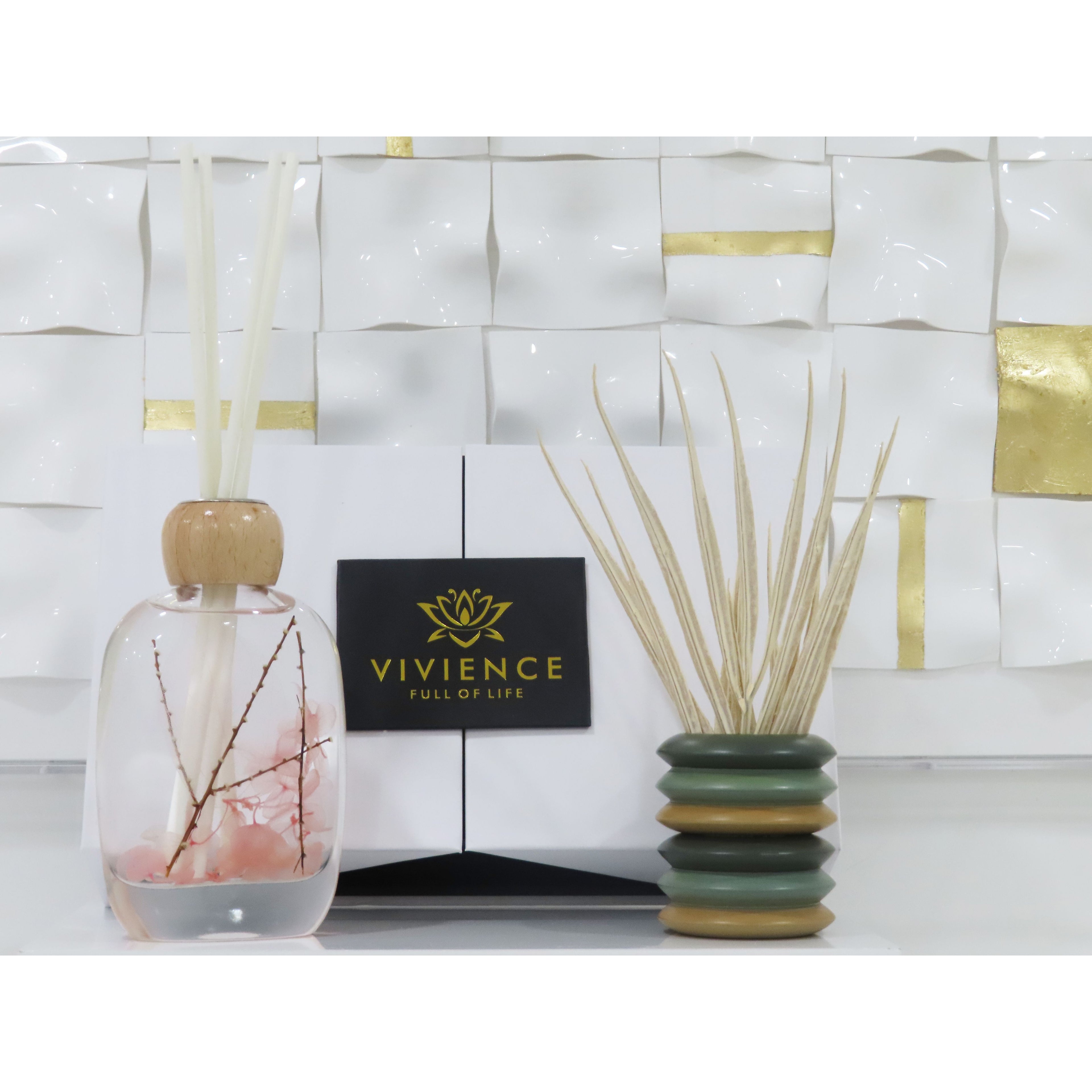 Pink Flower Reed Diffuser - Lily of the Valley Scent