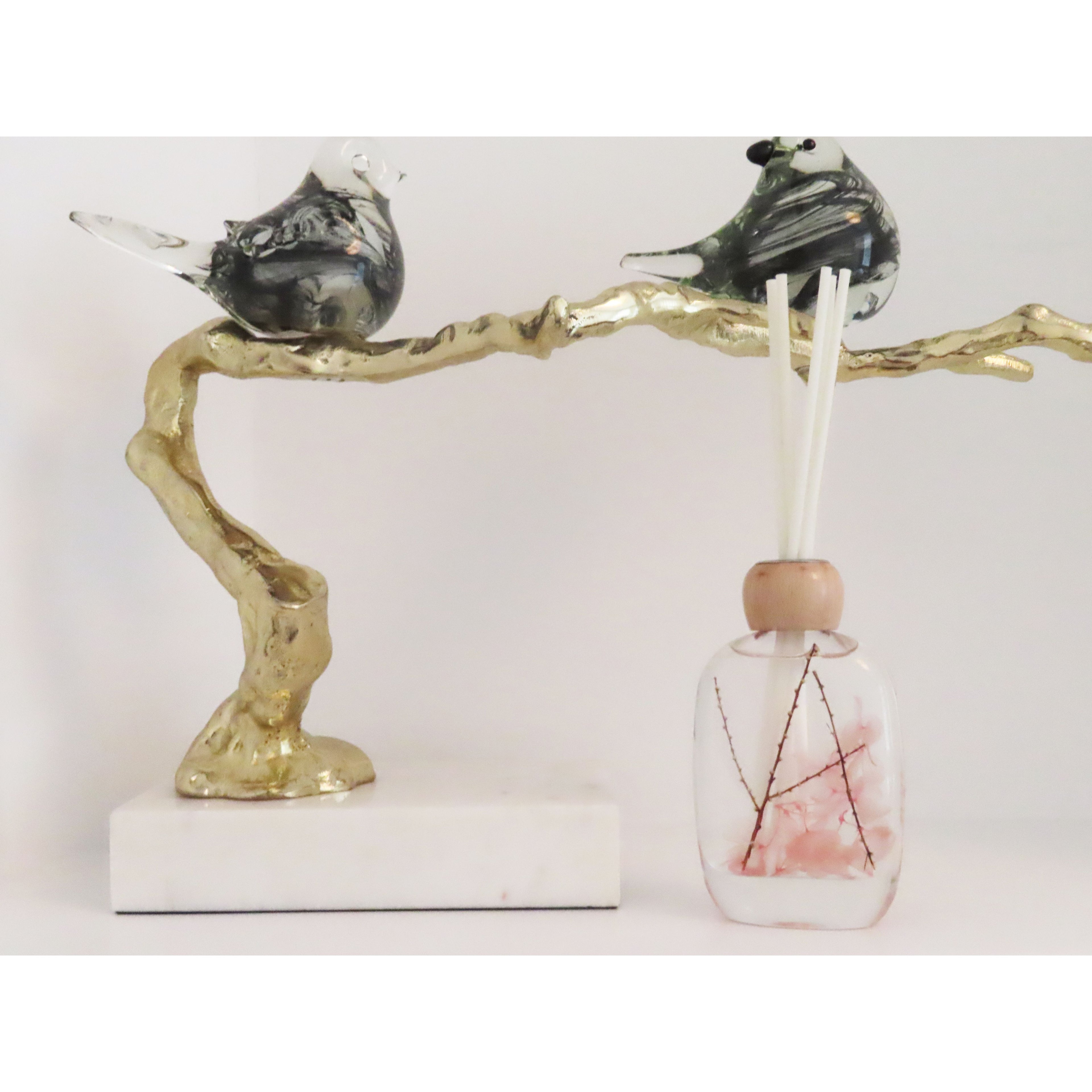 Pink Flower Reed Diffuser - Lily of the Valley Scent