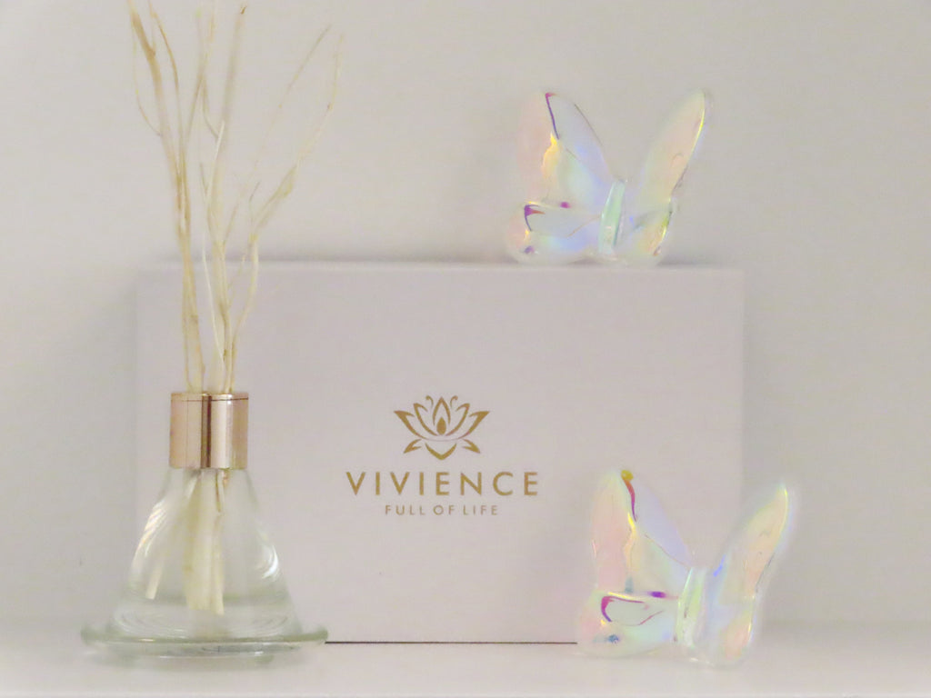 Clear Cone Shaped Reed Diffuser with Tray, "Zen Tea" Scent
