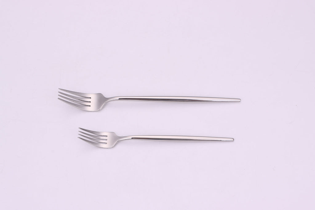 Morne 20 Pc Silver Flatware Set, Service for 4