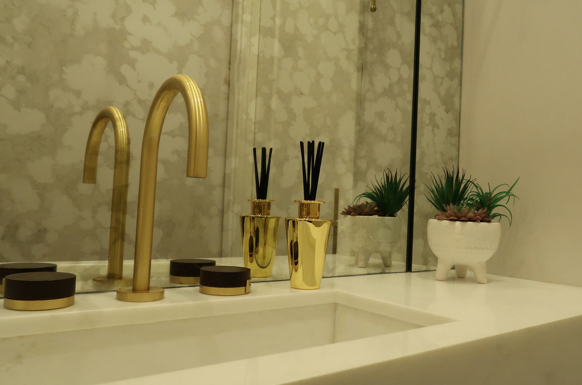Polished Gold Reed Diffuser, "Zen Tea" Scent