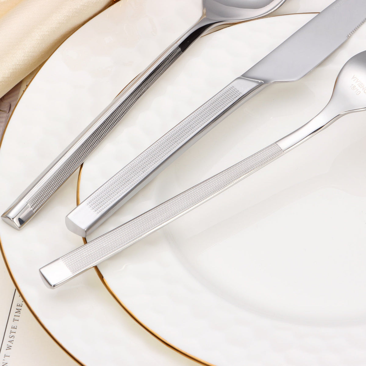20 pc flatware set - Silver - Modern Tri-Angled Handle, Textured
