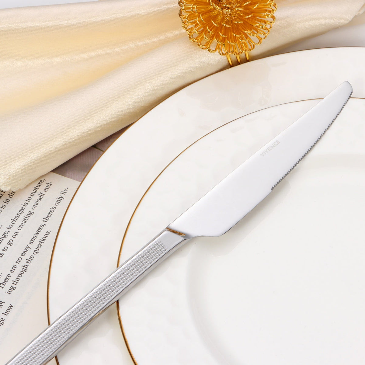 20 pc flatware set - Silver - Modern Tri-Angled Handle, Textured